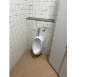 小人用小便器