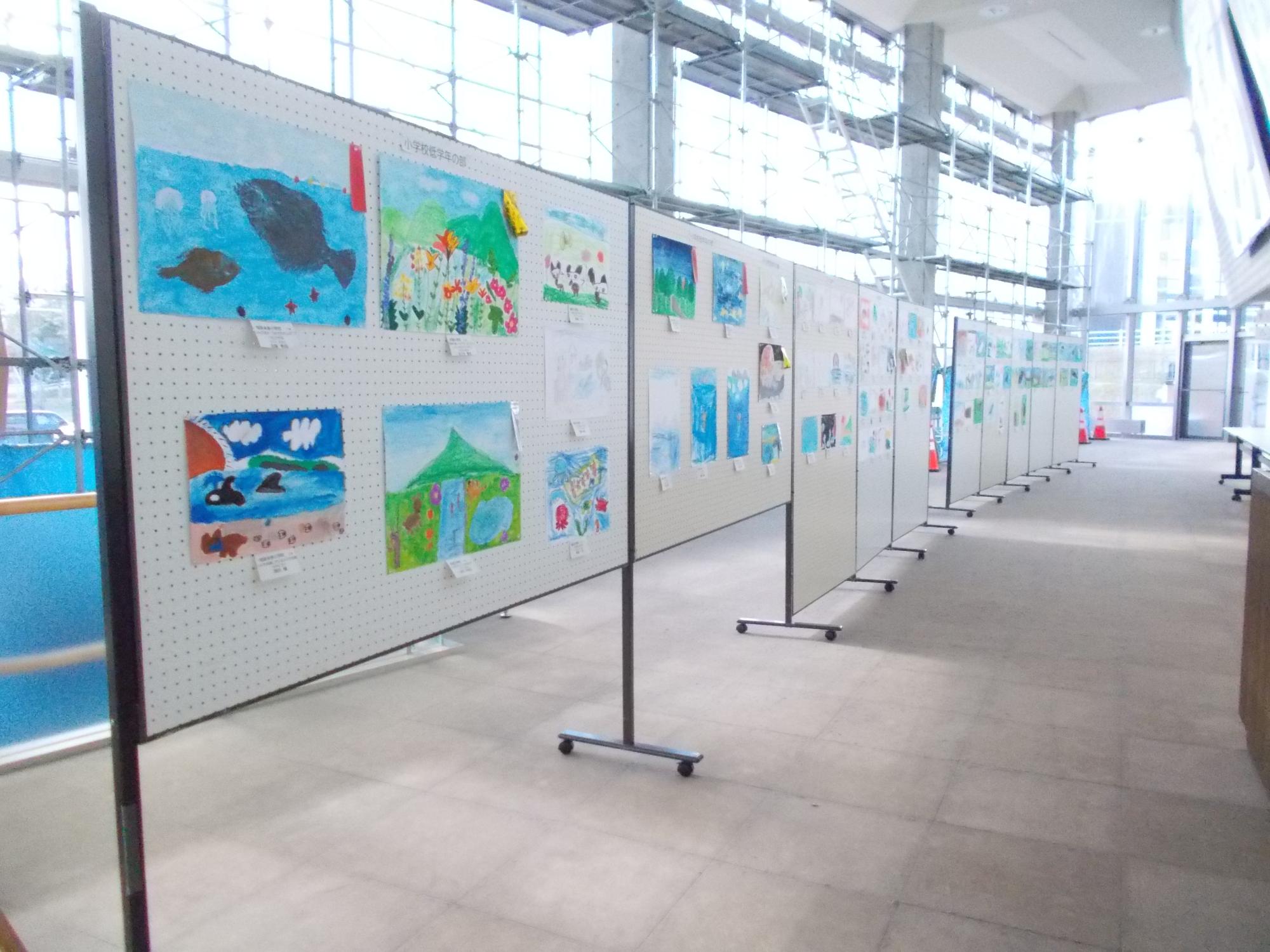 絵で伝えよう「シレトコってどんなトコ？」絵画展